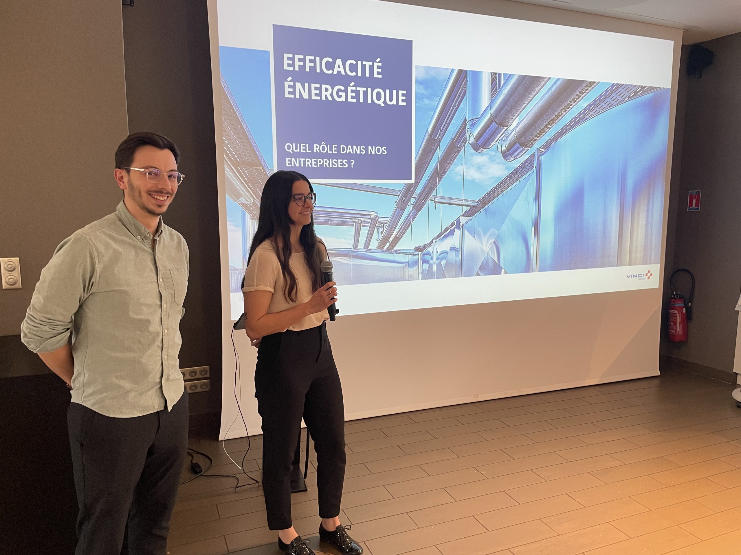 Camille Chanudet et Romain Januel, ingénieurs efficacité énergétique